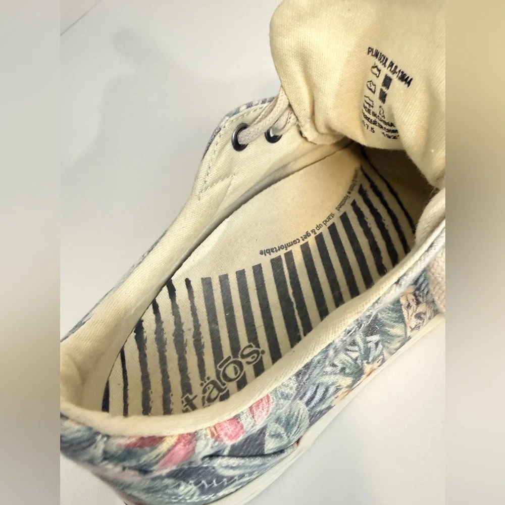 Taos Plim Soul tropical palm leaf floral canvas comfort orthotic sneaker 7.5